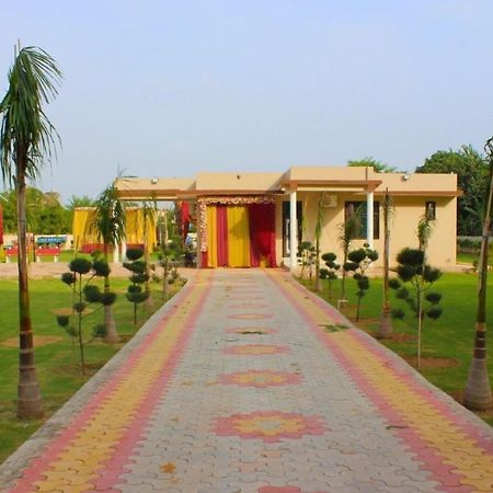 Wedlock Farms - Events Venue Villa Gurgaon Buitenkant foto
